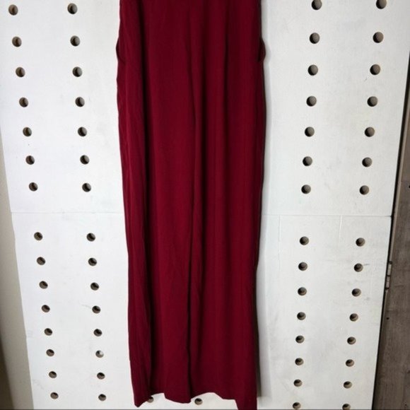 NEW Lulu’s Kiska Burgundy Lace Wide Leg Jumpsuit - Picture 3 of 5